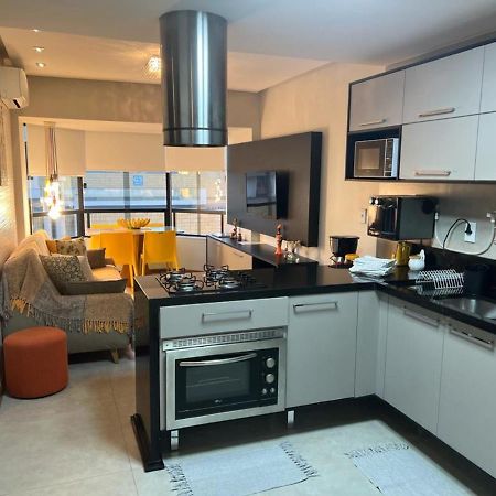 Excelente Localizacao Na Barra -Climatizado-Garagem Appartement Salvador Buitenkant foto