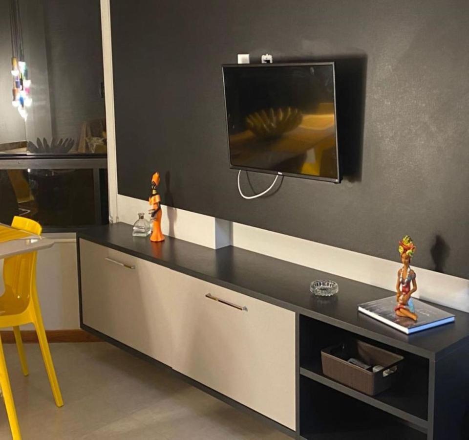 Excelente Localizacao Na Barra -Climatizado-Garagem Appartement Salvador Buitenkant foto