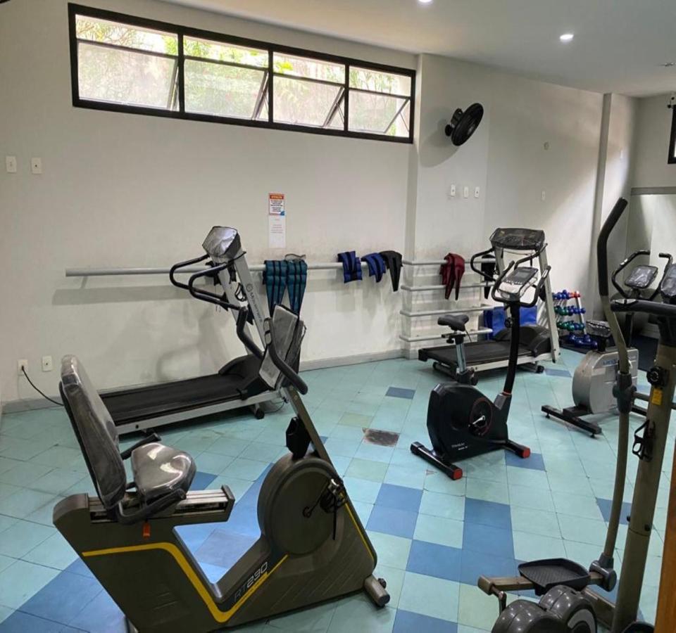 Excelente Localizacao Na Barra -Climatizado-Garagem Appartement Salvador Buitenkant foto
