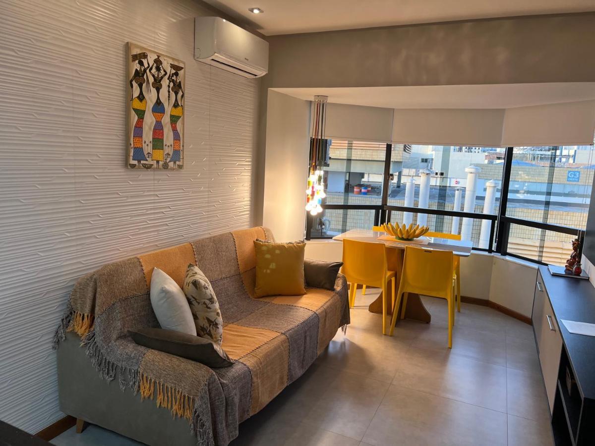 Excelente Localizacao Na Barra -Climatizado-Garagem Appartement Salvador Buitenkant foto