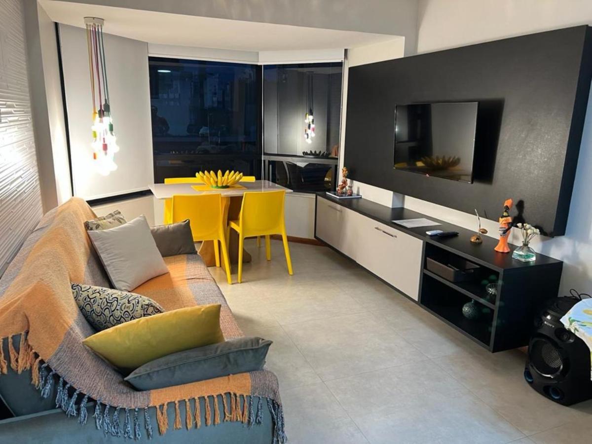 Excelente Localizacao Na Barra -Climatizado-Garagem Appartement Salvador Buitenkant foto