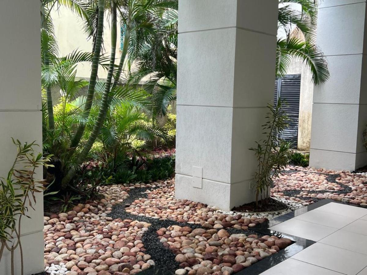 Excelente Localizacao Na Barra -Climatizado-Garagem Appartement Salvador Buitenkant foto